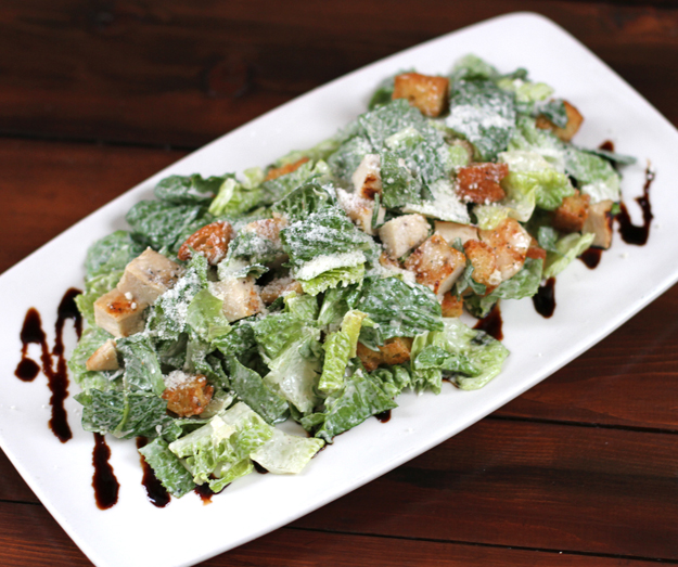 spicy thai chicken salad lazy dog